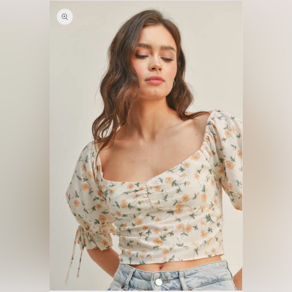 Lush Floral Print Crop Top